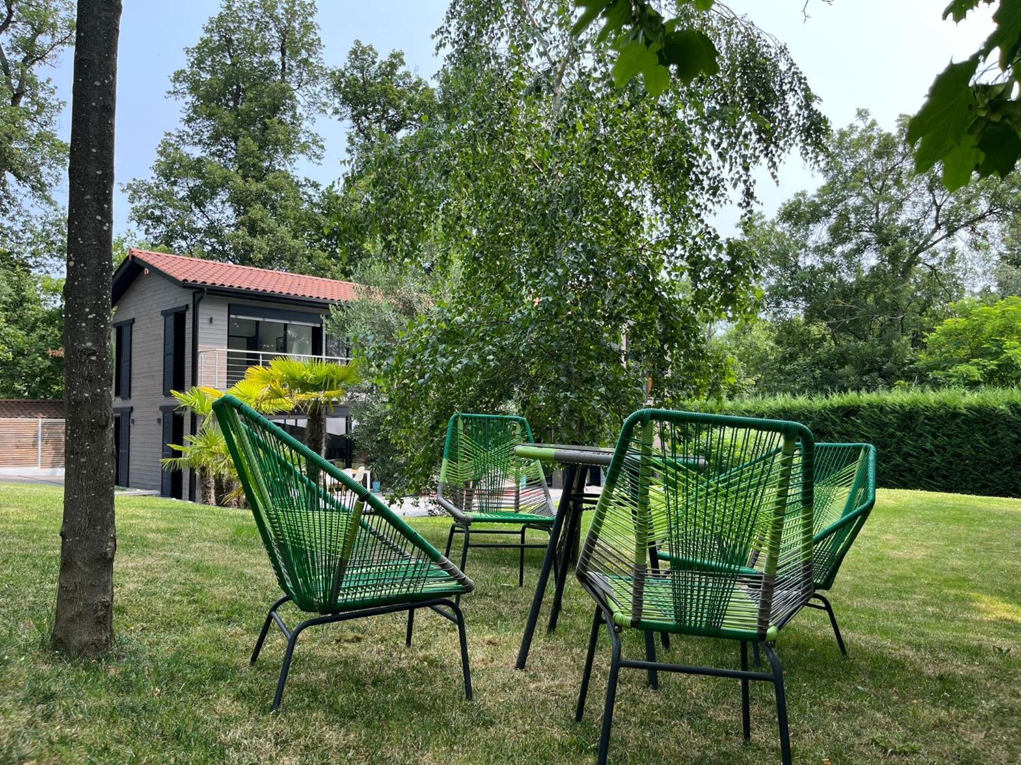 Villa Piscine A Proximite De Lyon Chaponost Kültér fotó